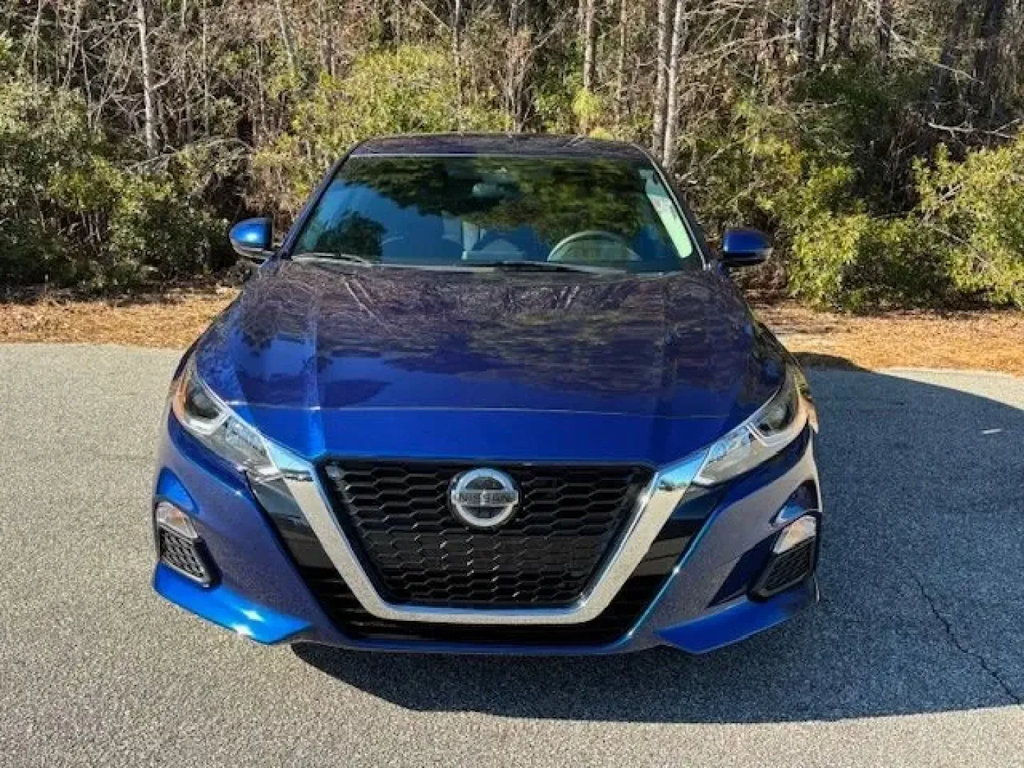 2021 /black cloth Nissan Altima 2.5 S (1N4BL4BVXMN) with an 2.5L L4 DOHC 16V engine, Continuously Variabl transmission, located at 2761 East Hwy 501, Conway, SC, 29526, (843) 331-1151, 33.781528, -78.989883 - Need a dependable daily driver that can handle the school run, the work commute, and spontaneous beach days without draining your budget? This 2021 Nissan Altima 2.5 S in eye-catching BLUE is built for real life in Conway, South Carolina-comfortable for long stretches on the road, easy to park downt - Photo#4