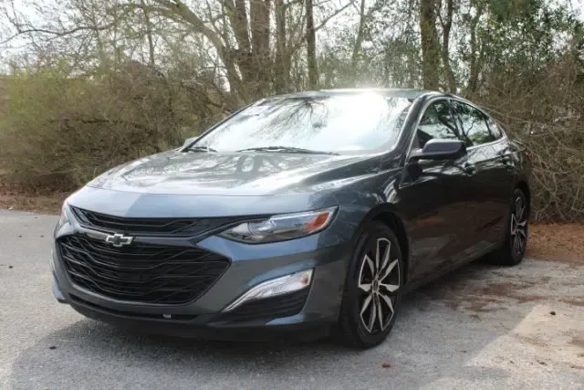 photo of 2021 Chevrolet Malibu FWD RS