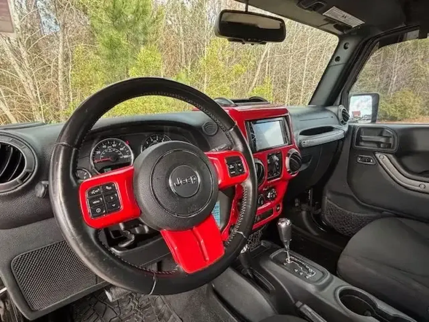 2016 /Black Jeep Wrangler Sport (1C4BJWDG4GL) with an Pentastar 3.6L V-6 DOHC engine, located at 2761 East Hwy 501, Conway, SC, 29526, (843) 331-1151, 33.781528, -78.989883 - Whether your weekends are for beach runs to Myrtle Beach, backroad exploring toward Aynor, or simply cruising your daily route along Highway 501, this **2016 Jeep Wrangler Sport** is the kind of SUV that turns ordinary drives into mini-adventures. With its iconic stance, trail-ready hardware, and ev - Photo#9