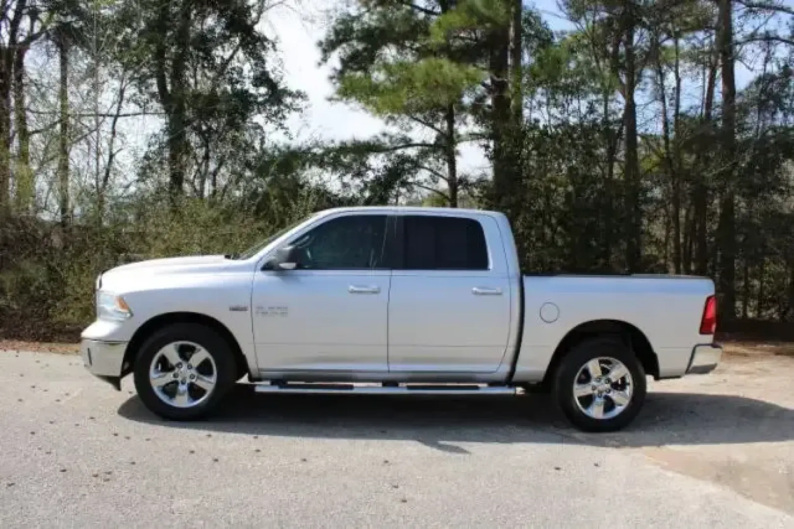 2016 /Diesel Gray/Black Ram 1500 Big Horn (1C6RR6LTXGS) with an 5.7L V8 OHV 16V engine, 6A transmission, located at 3598 James B White Hwy South, Whiteville, NC, 28472, (910) 642-3196, 34.294846, -78.732613 - Whether you're hauling weekend project supplies, towing a boat to the coast, or commuting comfortably from Whiteville to Wilmington, this **2016 Ram 1500 Big Horn Crew Cab** is the kind of truck that fits real life in southeastern North Carolina. With its roomy cabin, confident V8 power, and practic - Photo#4