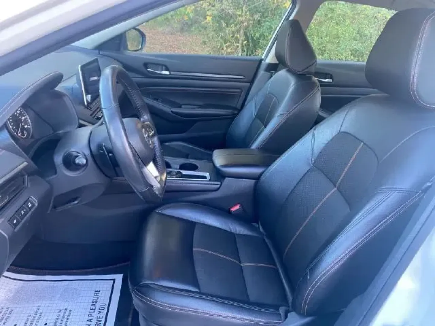 2022 /Sport Nissan Altima 2.5 SR (1N4BL4CV1NN) with an 2.5L L4 DOHC 16V engine, Continuously Variable Transmission transmission, located at 9146 Ocean Hwy West, Calabash, NC, 28467, (910) 579-1110, 33.928635, -78.576157 - 2022 Nissan Altima 2.5 SR - Photo#6