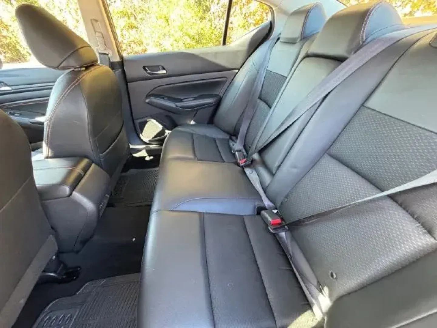 2022 /Sport Nissan Altima 2.5 SR (1N4BL4CV6NN) with an 2.5L L4 DOHC 16V engine, Continuously Variable Transmission transmission, located at 9146 Ocean Hwy West, Calabash, NC, 28467, (910) 579-1110, 33.928635, -78.576157 - **Discover Your Next Adventure with the 2022 Nissan Altima at Car City - Conway!**<br /> <br /> Are you searching for a reliable and stylish sedan that complements your busy lifestyle? Look no further than the stunning 2022 Nissan Altima, now available at Car City - Conway. Perfect for daily commute - Photo#8
