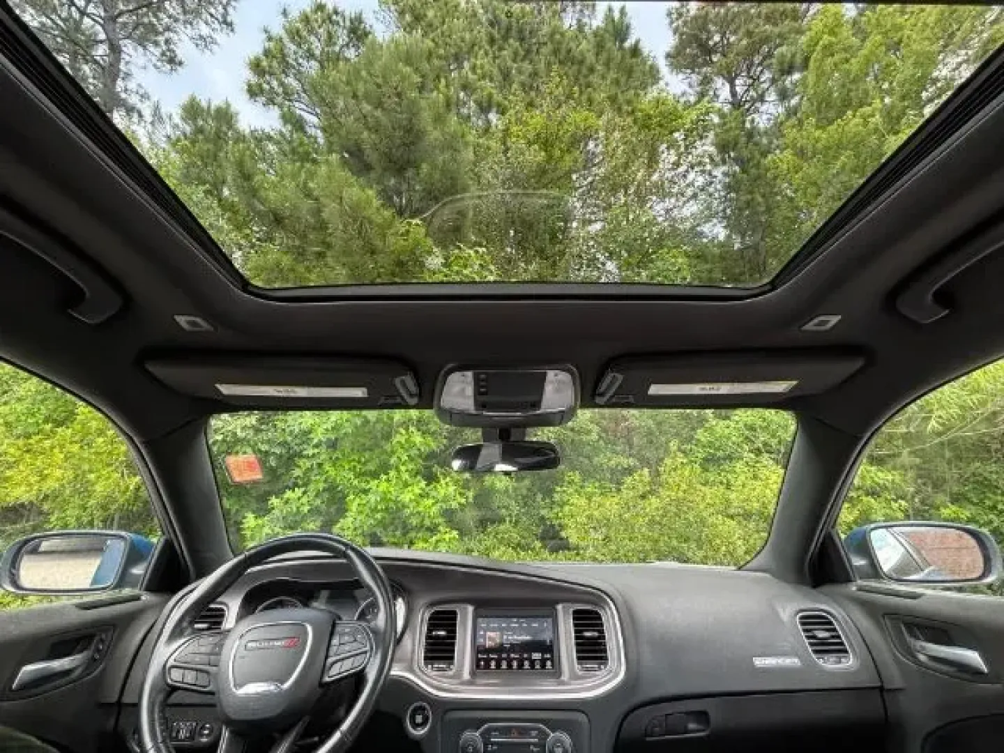 2022 /BLACK LEATHER Dodge Charger SXT (2C3CDXBG9NH) with an 3.6L V6 DOHC 24V engine, 8-Speed Automatic transmission, located at 2761 East Hwy 501, Conway, SC, 29526, (843) 331-1151, 33.781528, -78.989883 - 2022 Dodge Charger SXT - Photo#7