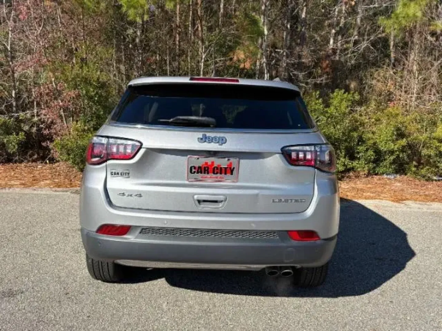 2021 /BLACK LEATHER Jeep Compass Limited 4WD (3C4NJDCB6MT) with an 2.4L L4 DOHC 16V engine, Continuously Variable Transmission transmission, located at 9146 Ocean Hwy West, Calabash, NC, 28467, (910) 579-1110, 33.928635, -78.576157 - 2021 Jeep Compass Limited 4WD - Photo#4